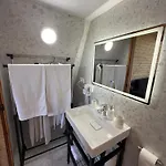 فيلة Alex's House Shiroke شكودر